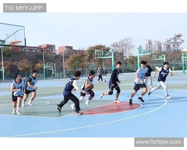 成都篮球队在城市联赛中的速度表现分析与战术探讨