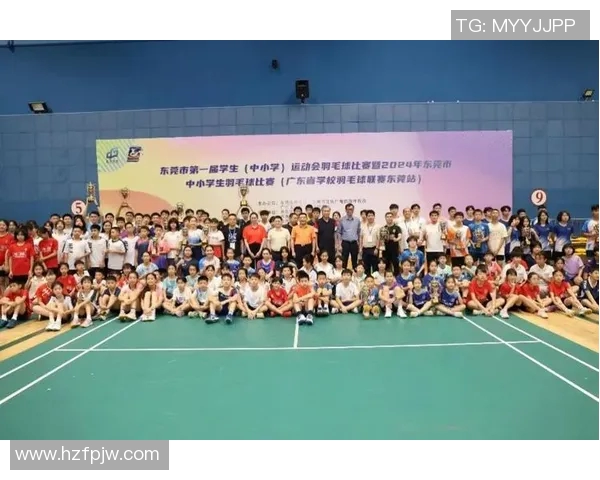 武汉羽毛球队在全国羽毛球耐力排行榜中荣获第六名的佳绩引发关注 武汉羽毛球队在全国羽毛球耐力排行榜中荣获第六名的佳绩引发关注