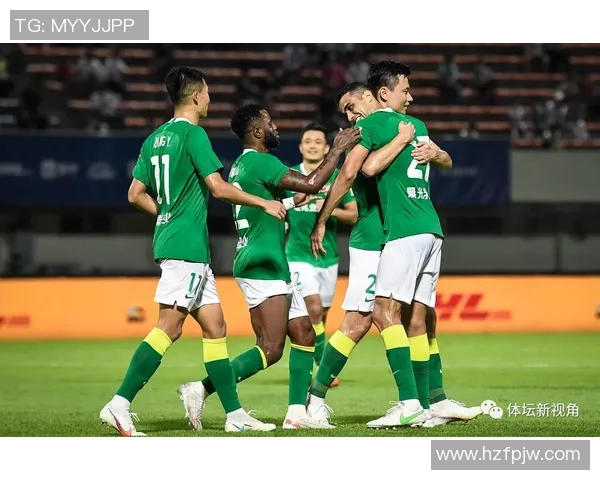 深圳排球队以77分稳居联赛积分榜首位展现强劲实力 深圳排球队以77分稳居联赛积分榜首位展现强劲实力